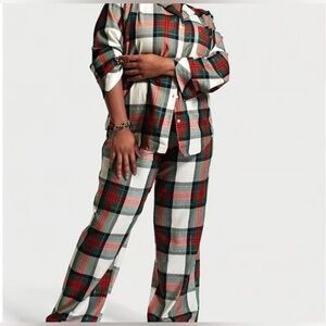 Victoria’s Secret Plaid Multicolor Flannel sleepwear long Pajama set XXL